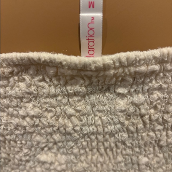 Off-the-shoulder Lace mini with ruched bodice - Picture 4 of 5